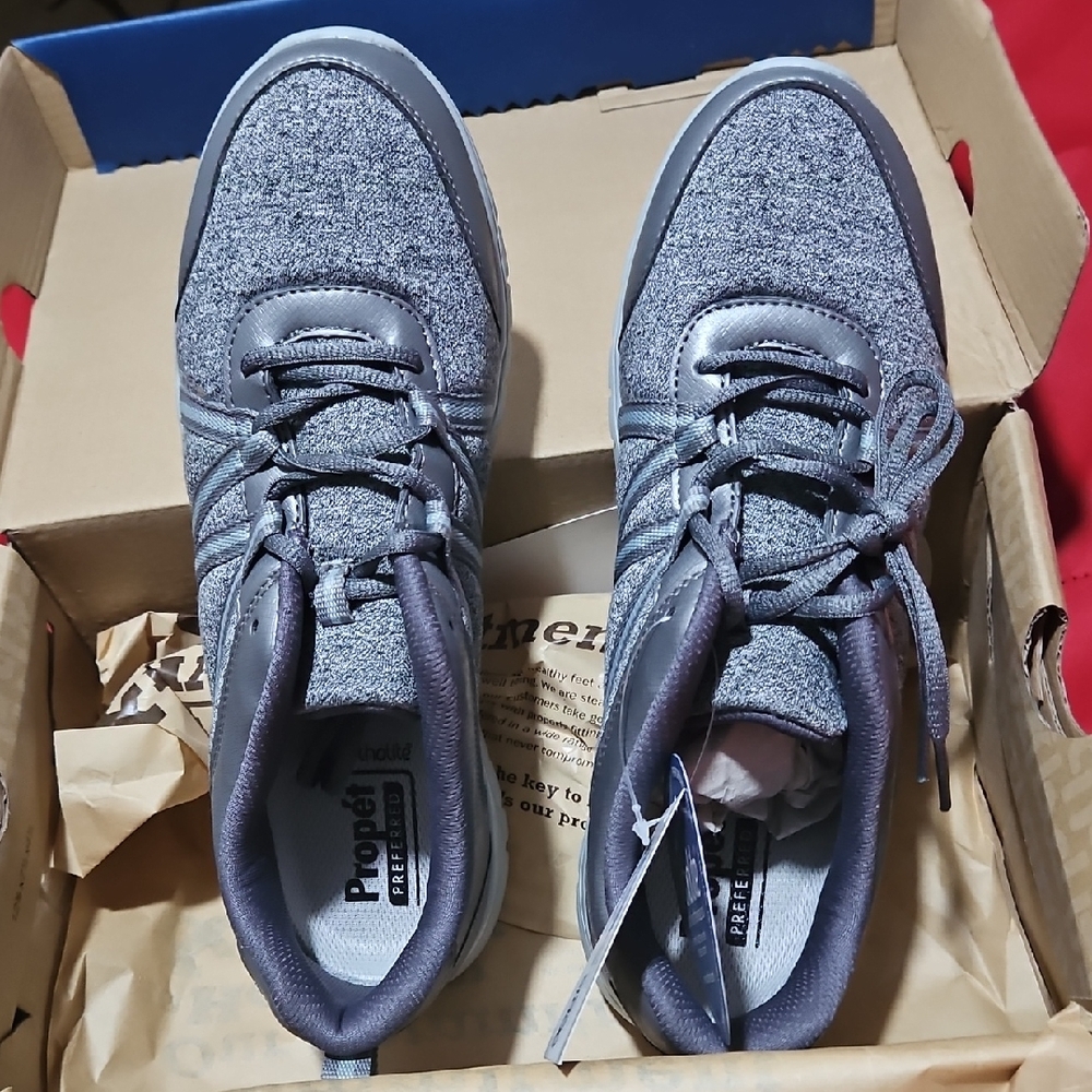 Womens Athletic Shoes